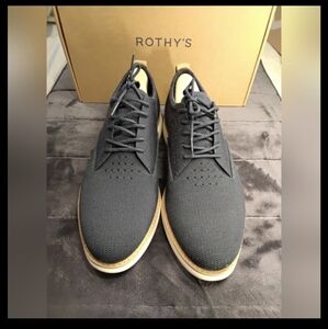 Rothys The Oxford in Night Navy